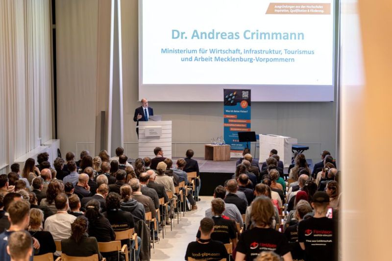 Bühne und Publikum beim Businessplanwettbewerb in Mecklenburg-Vorpommern